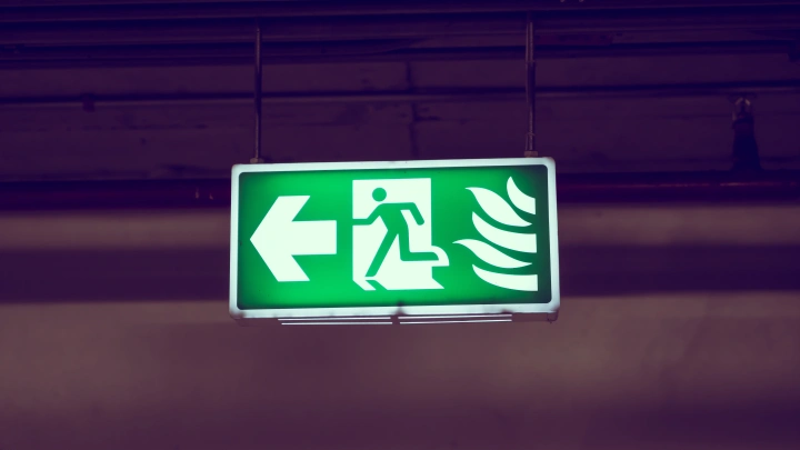 В стоматологической клинике Владивостока обновят противопожарную систему