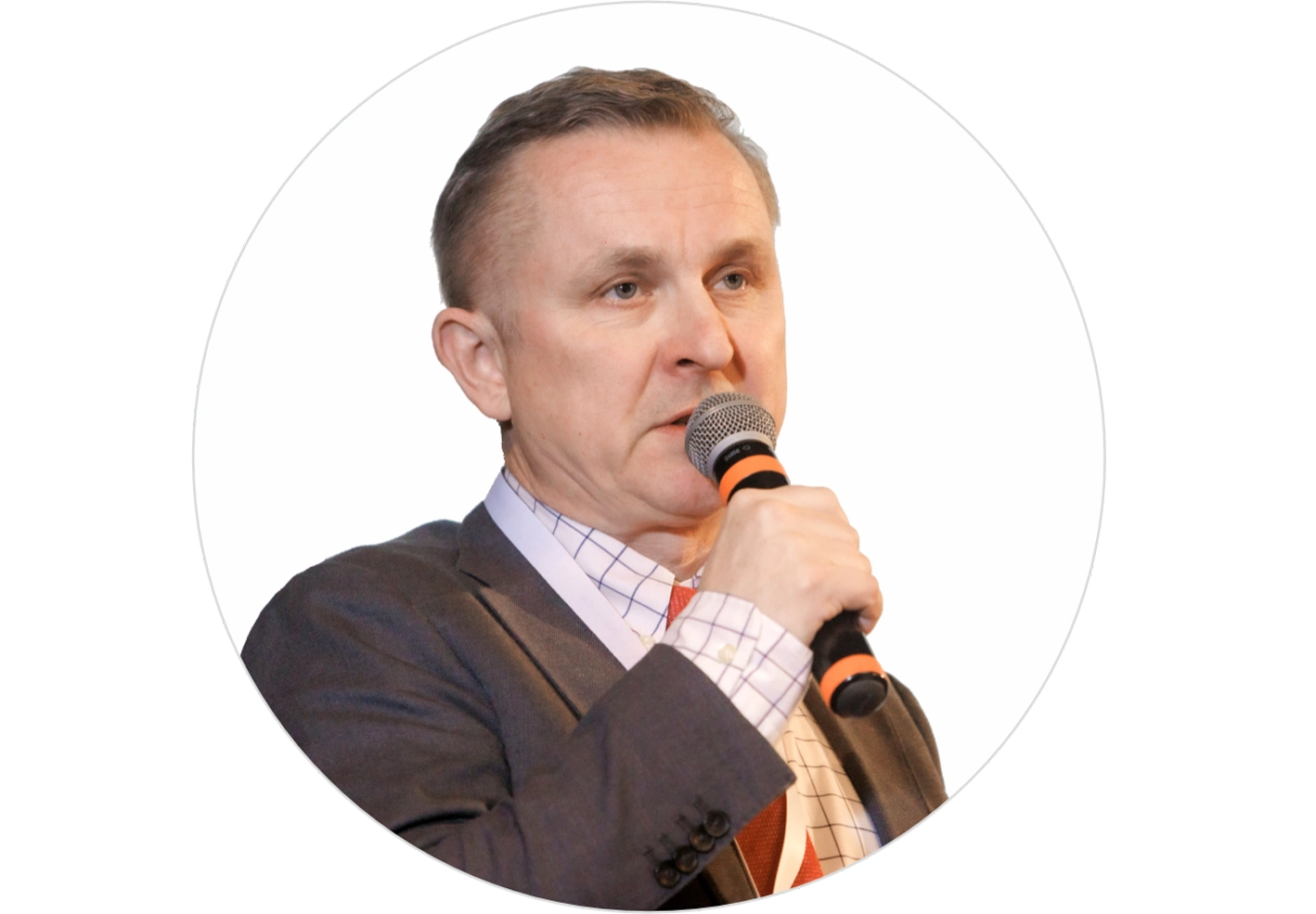 Антон Анненков: «Мы учим молодых специалистов системному подходу»