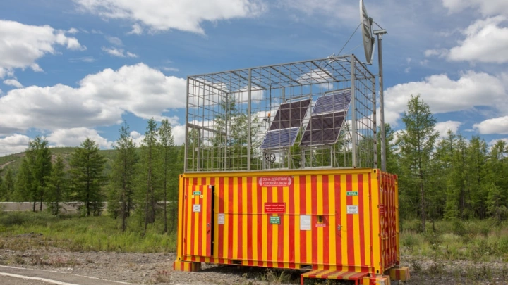 На трассах Магаданской области готовы к зиме пикеты экстренной связи с обслуживанием в 15 млн рублей в год