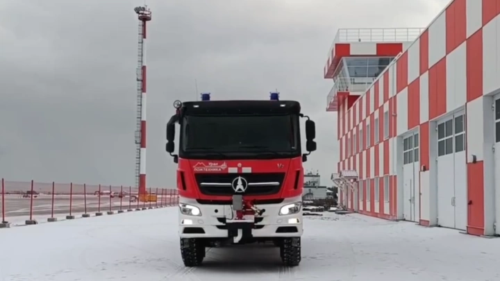 Аэропорт Братска получил один из пяти в России уникальный пожарный автомобиль для защиты пассажиров