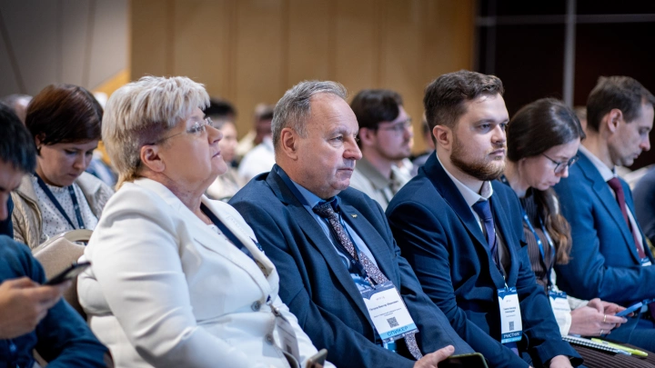 ИИ-система выявила инсайдеров в аэропортах: реальные случаи предотвращения утечек данных