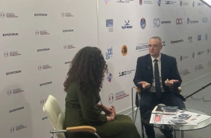 На Международной выставке Sfitex 2025 в Санкт-Петербурге второй день идет серия записи интервью со спикерами