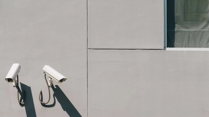 Обзор госзакупок на поставку и монтаж систем безопасности за сентябрь 2025 года