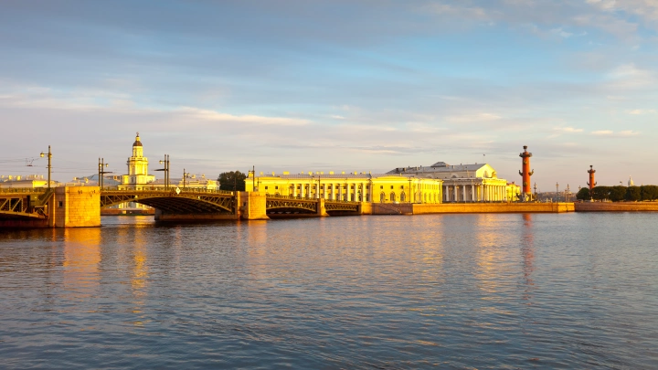 В петербургских доходных домах модернизировали системы безопасности и закупили бытовую технику