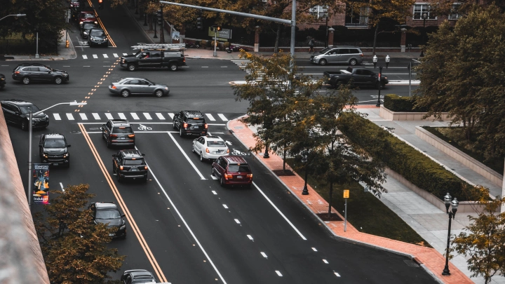 «Ростелеком» установил новые детекторы транспорта в Смоленске в рамках развития ИТС