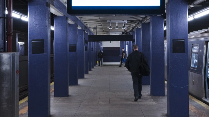 Спецподразделение из 60 сотрудников обеспечивает безопасность в петербургском метро