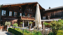 Майминский районный суд оставил ее без удовлетворения жалобу алтайской турбазы