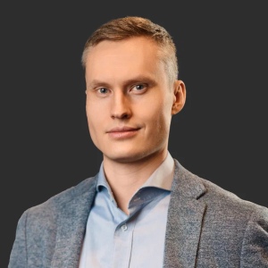 Александр Смирнов