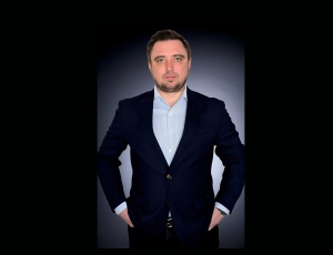 Денис Вешта