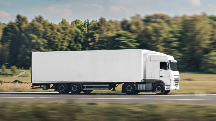 ИИ NtechLab начнёт выявлять фуры, уклоняющиеся от весогабаритного контроля