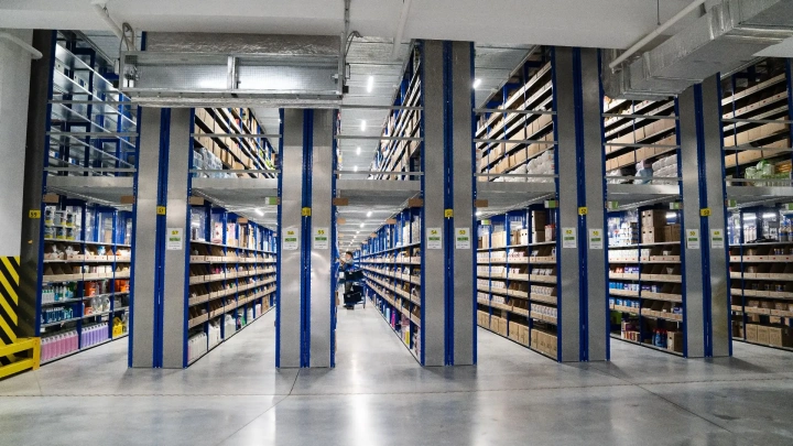 Ozon инвестирует 17,7 млрд рублей в строительство складов на Дальнем Востоке