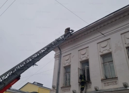 В Костроме сотрудники МЧС провели тактические учения в здании областного колледжа культуры