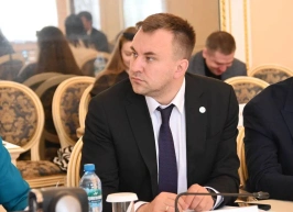 Илья Зотов: «Безопасность детских перевозок упирается не в новые запреты, а в организацию»