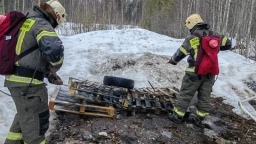Названа предварительная причина пожара в трехэтажном магазине Сургута