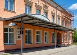 В Брянске на системы видеонаблюдения и тревожные кнопки в школах направили 300 млн рублей