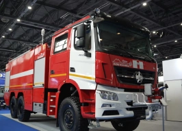 «УралПожТехника» представила скоростной пожарный автомобиль для аэропортов