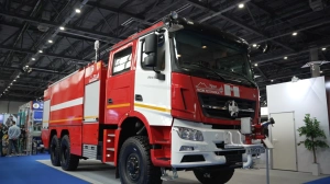 «УралПожТехника» представила скоростной пожарный автомобиль для аэропортов