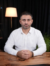 Константин Лучников