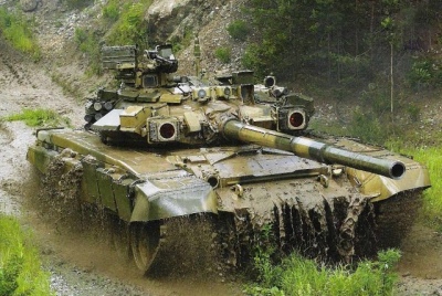 «Росэлектроника» создала «умный» навигатор для военной бронетехники