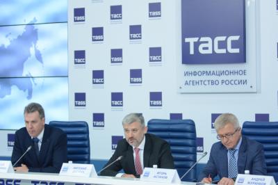 65 млрд рублей потратят на «Безопасные и качественные дороги» в 2017 году