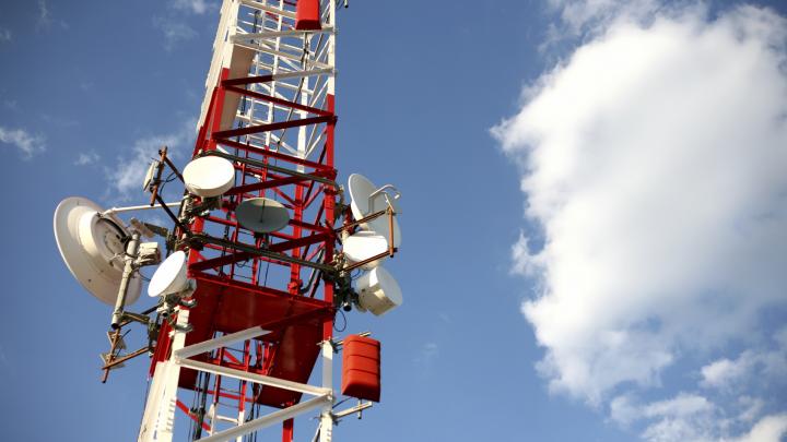 С 2023 года иностранные базовые станции стандарта LTE «приземлят» в России