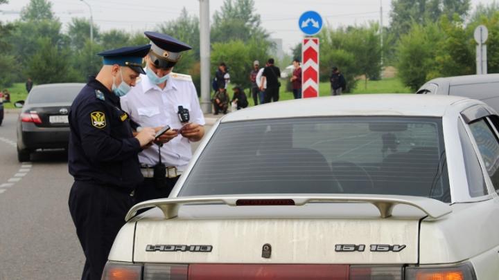 «Дорожный пристав» распознает автомобили должников в Красноярском крае