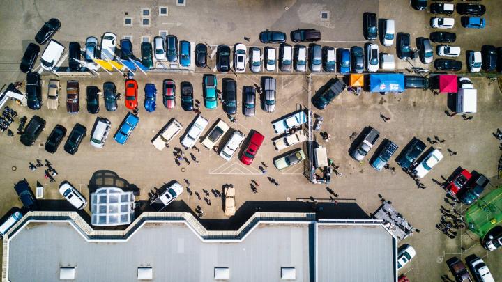 Российский разработчик создал «умную» систему для распознавания загруженности парковок