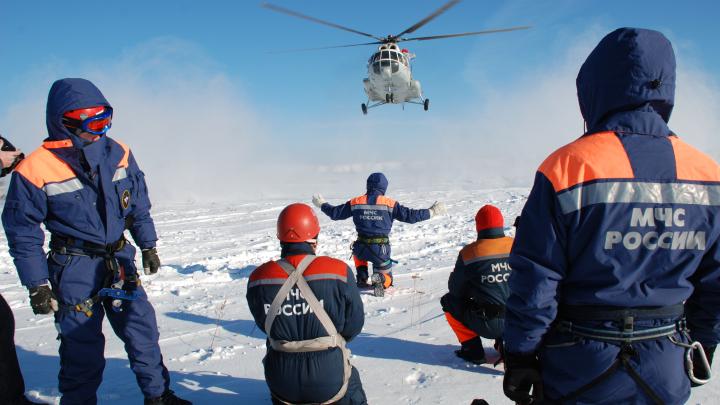 МЧС России планирует развивать сеть арктических комплексных аварийно-спасательных центров