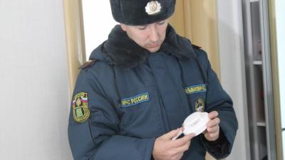 МЧС России разъяснило порядок установки автономных дымовых пожарных извещателей в жилье отдельных категорий граждан