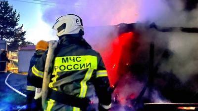 Изменен порядок обеспечения работников добровольной пожарной охраны СИЗ и снаряжением для тушения пожаров