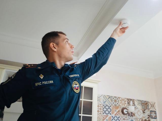 Жилье 14 тысяч многодетных семей Тверской области оборудовали пожарными извещателями