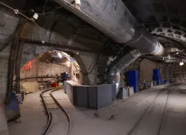 В Петербурге начался монтаж оборудования для новых станций метро «Беговая» и «Каменка»