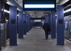 Спецподразделение из 60 сотрудников обеспечивает безопасность в петербургском метро