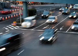 На подъездах к Крымскому мосту увеличат количество пунктов досмотра транспорта