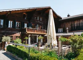 Майминский районный суд оставил ее без удовлетворения жалобу алтайской турбазы