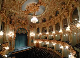 Почти 100 млн рублей направят на реконструкцию Россошанского драматического театра