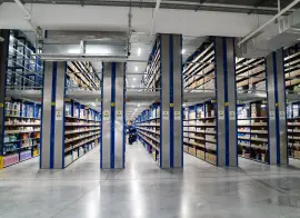 Ozon инвестирует 17,7 млрд рублей в строительство складов на Дальнем Востоке