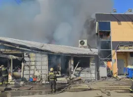 В Солнечногорске ликвидировано открытое горение на строительном рынке