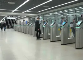 На Московских центральных диаметрах (МЦД-2 и МЦД-4) начали тестировать инновационные турникеты
