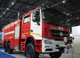 «УралПожТехника» представила скоростной пожарный автомобиль для аэропортов