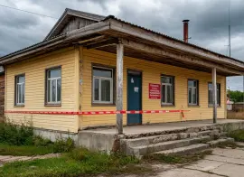 Суд приостановил работу филиалов культурного центра в Каменском районе на 25 суток
