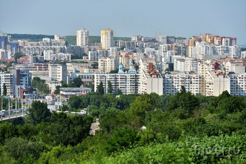 Власти Белгорода приобрели мобильный комплекс со светодиодным экраном для оповещения населения