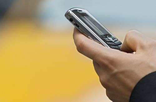 Операторов сотовой связи могут обязать рассылать телефоны экстренных служб по SMS