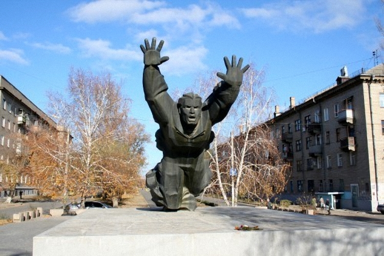 Видеокамеры охраняют памятники Волгограда