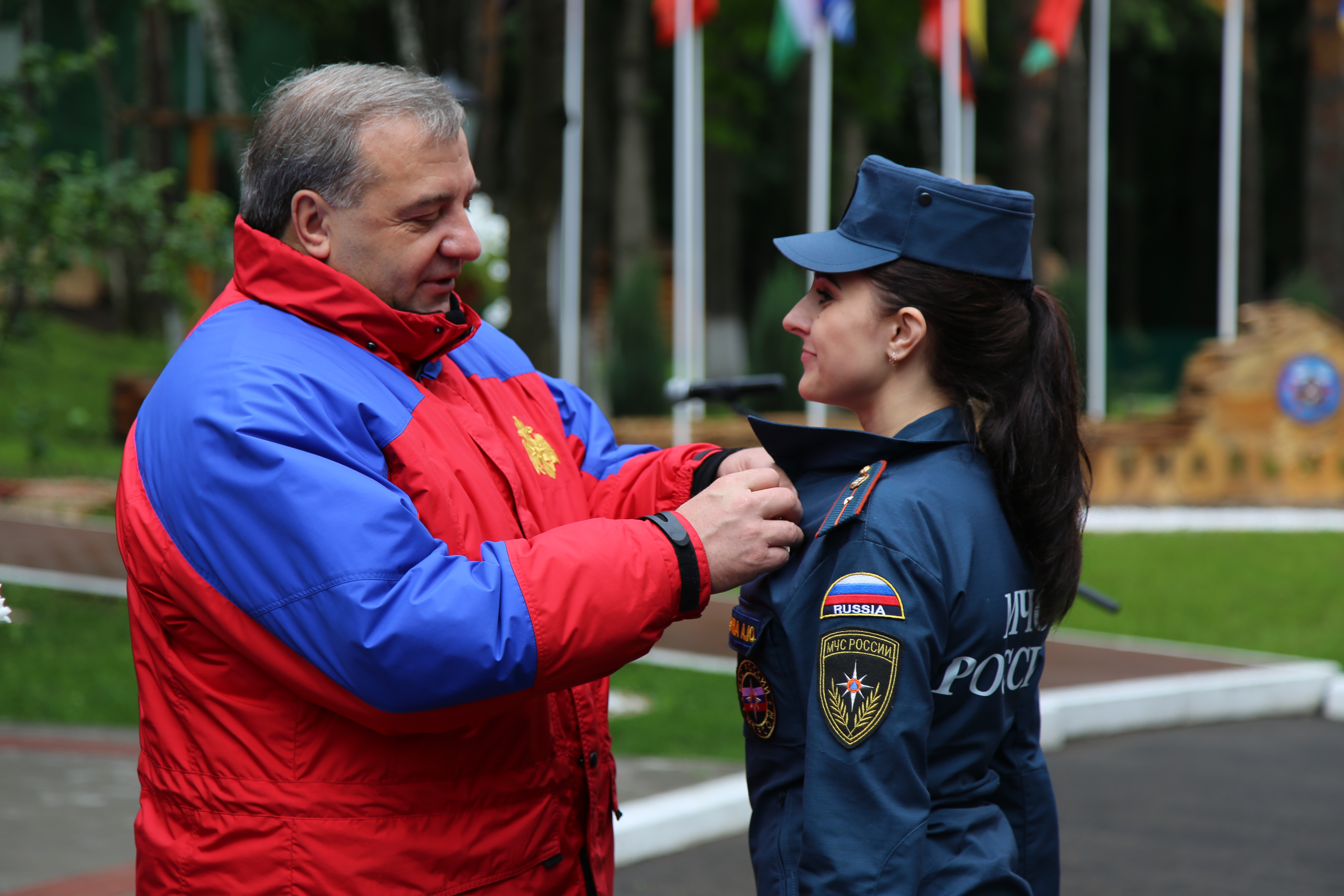 Премия мчс к новому году. Премия МЧС. Премия в МЧС К 2022 году. ГКУ комплексная безопасность Оренбург.